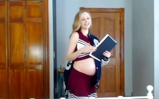 Pregnant College Porn - Cute pregnant college girl poses nicely in homemade xxx video