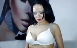 Glamorous bitch with big saggy tits masturbates solo webcam
